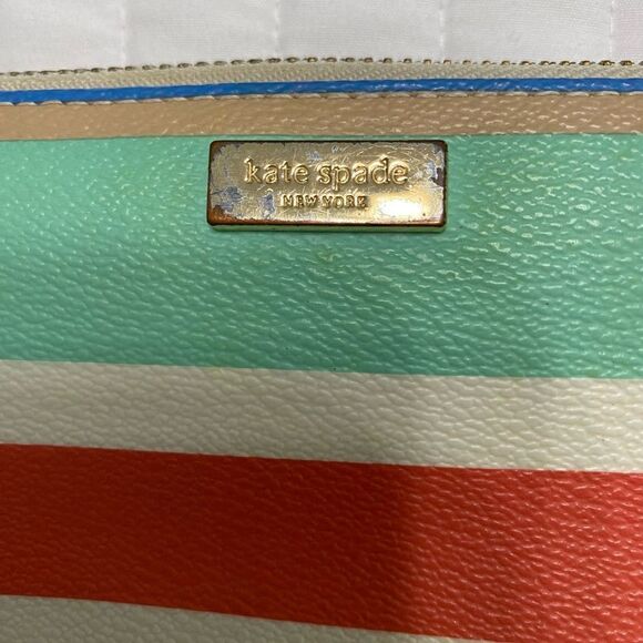 Kate Spade ZIP Around Multicolor Wallet - Picture 2 of 10